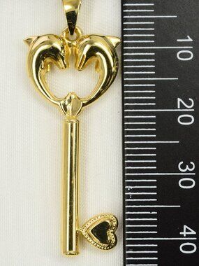 14K YELLOW GOLD DOLPHIN HEART PENDANT